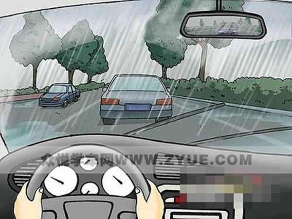 科目二、科目三遇到下雨天應(yīng)該怎樣做？考試順利會(huì)通過
