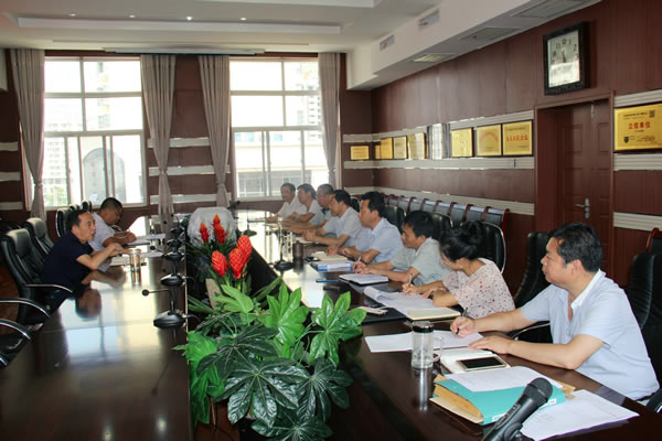 隴運(yùn)集團(tuán)公司黨委召開(kāi)加強(qiáng)黨風(fēng)廉政建設(shè)，全面從嚴(yán)治黨落實(shí)主體責(zé)任專(zhuān)題會(huì)議