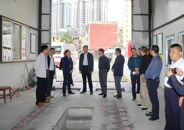 市安委辦主任、安監(jiān)局局長李永宏一行到隴運集團公司檢查指導工作