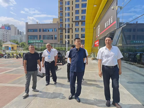 黨委書記、董事長張宏偉在成縣片單位開展工作調(diào)研