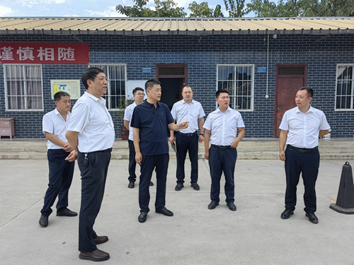 黨委書記、董事長張宏偉在成縣片單位開展工作調(diào)研